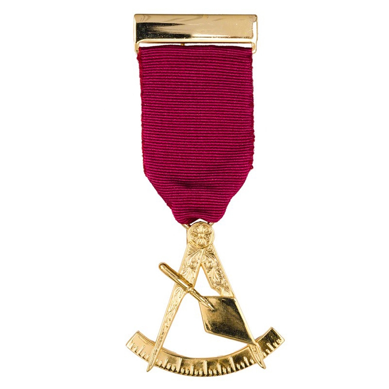 Royal & Select Masters Past Masters Breast Jewel